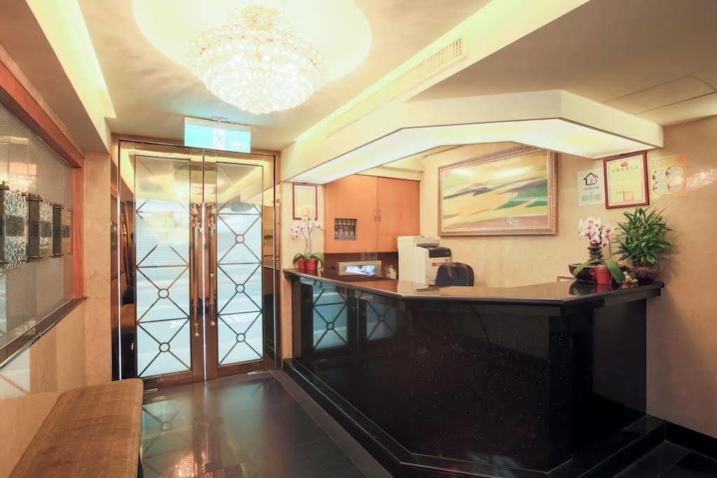 Best Love Boutique Hotel Тайбэй Экстерьер фото